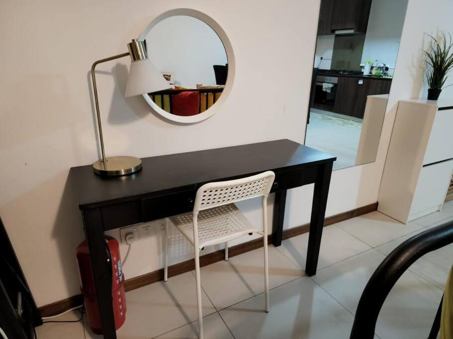 Deluxe Seaview Suite Twin Bed By The Only Bnb Tanjung Tokong Bagian luar foto